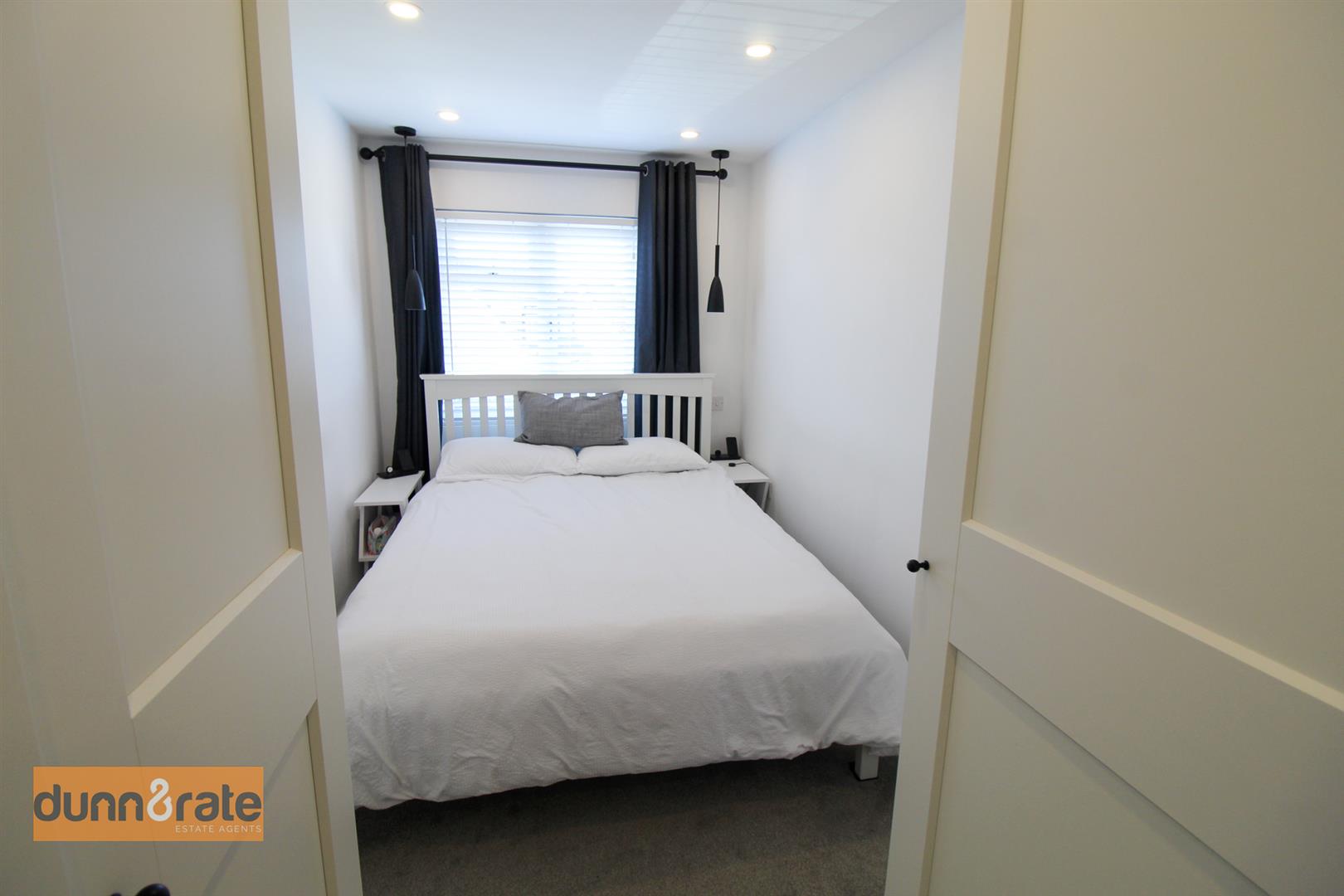 Cadeby Grove, Milton